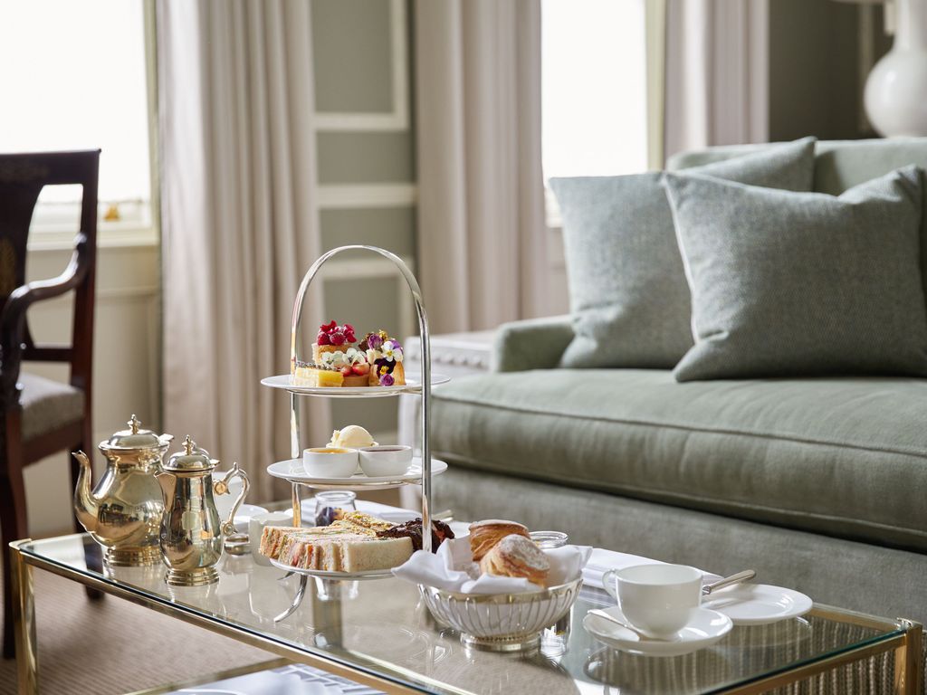 Egerton House Hotel