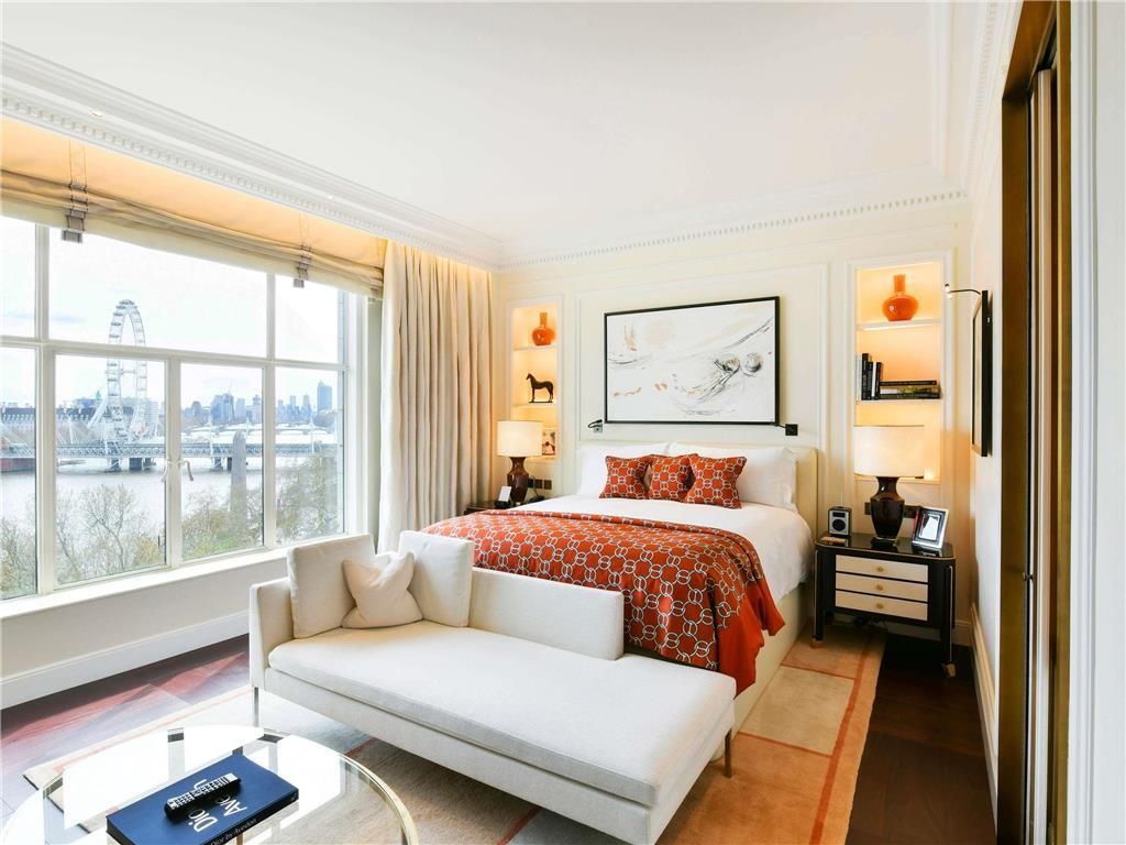 The Savoy - A Fairmont Hotel
