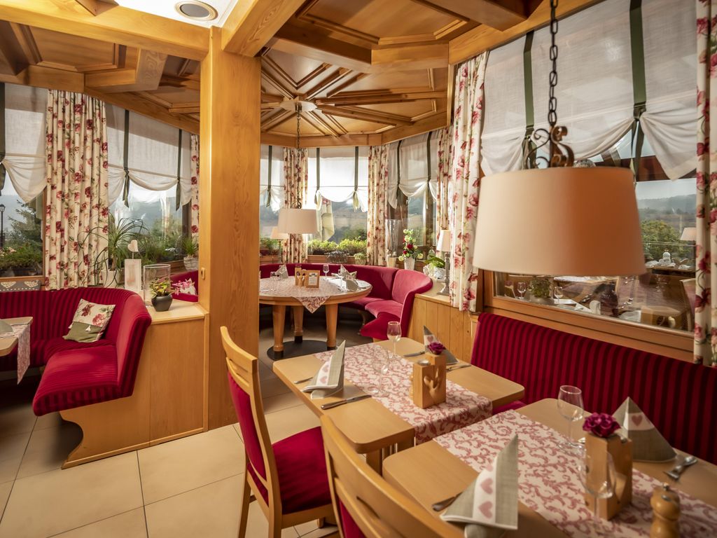 PANORAMA Hotel Heimbuchenthal