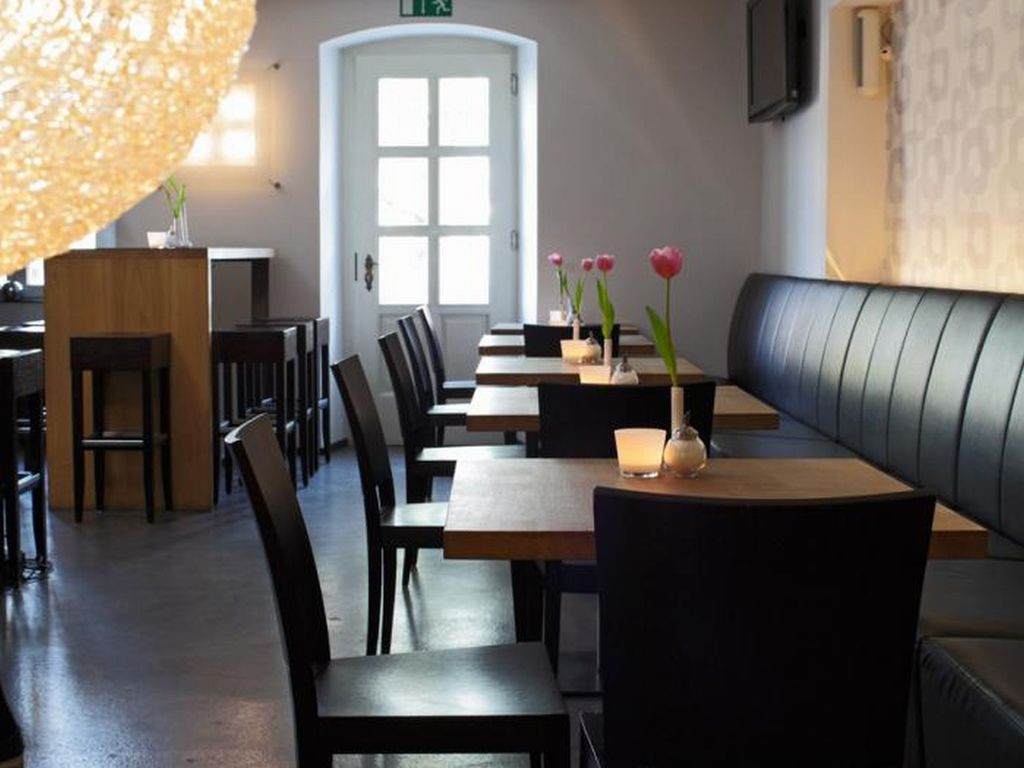 Ox Hotel