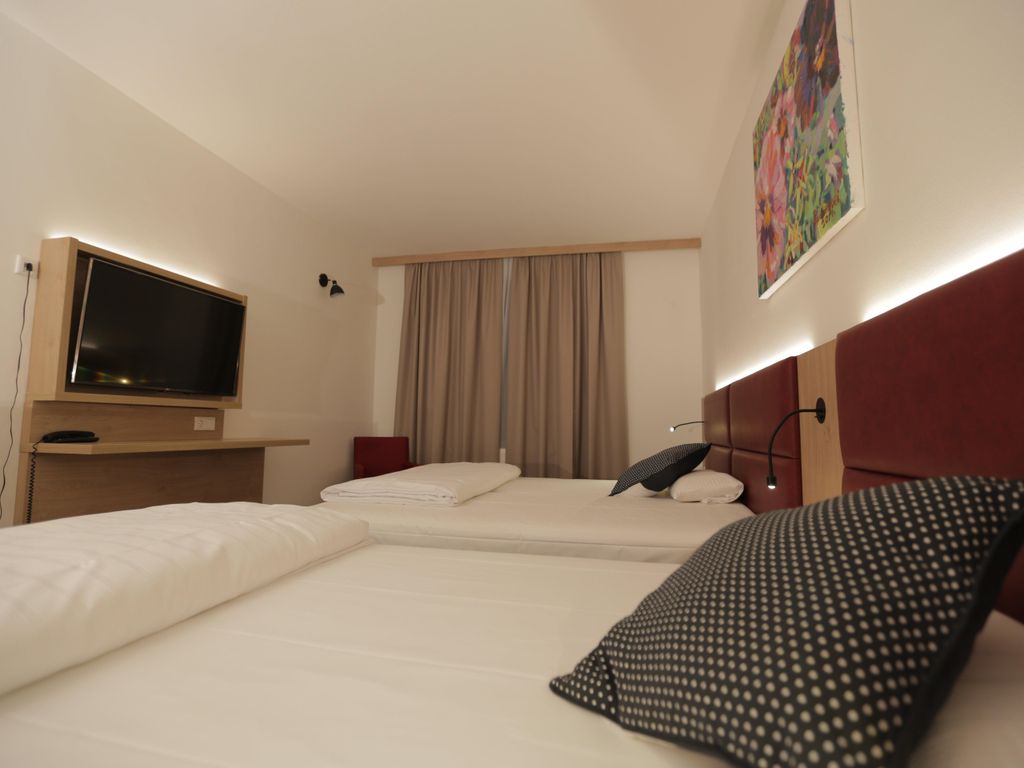 Galeria Airport Hotel