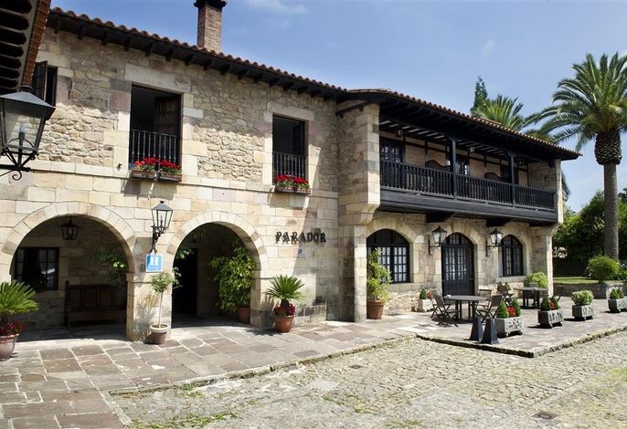 Parador de Santillana Altamira