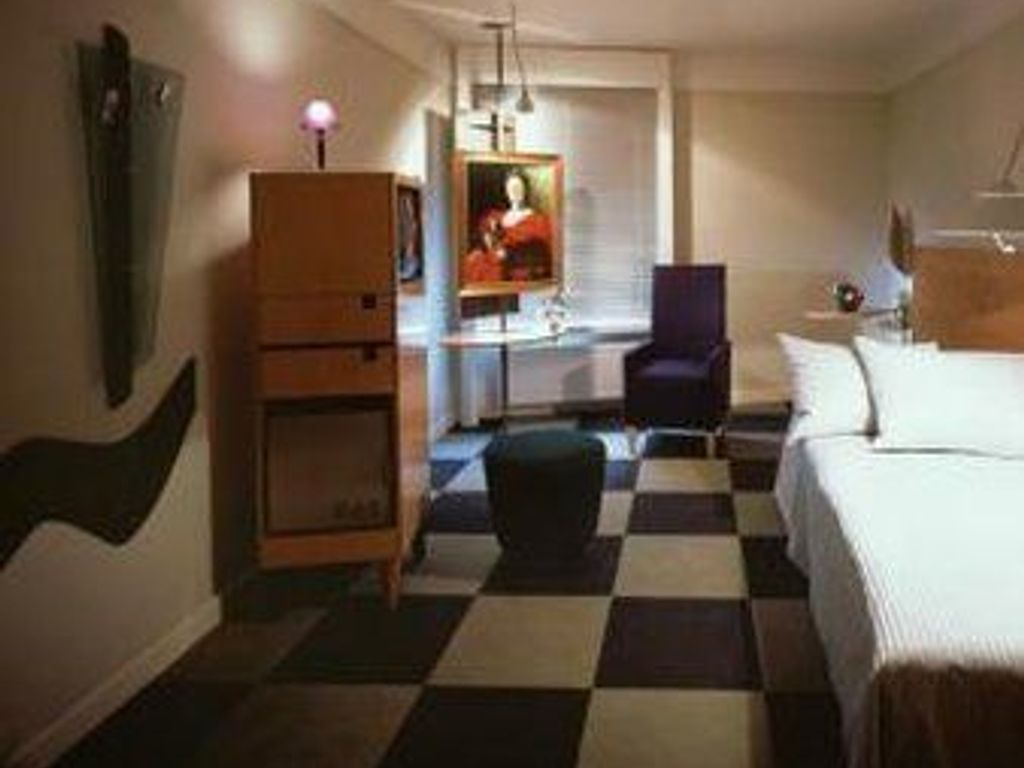 Premier Inn Koeln City Centre