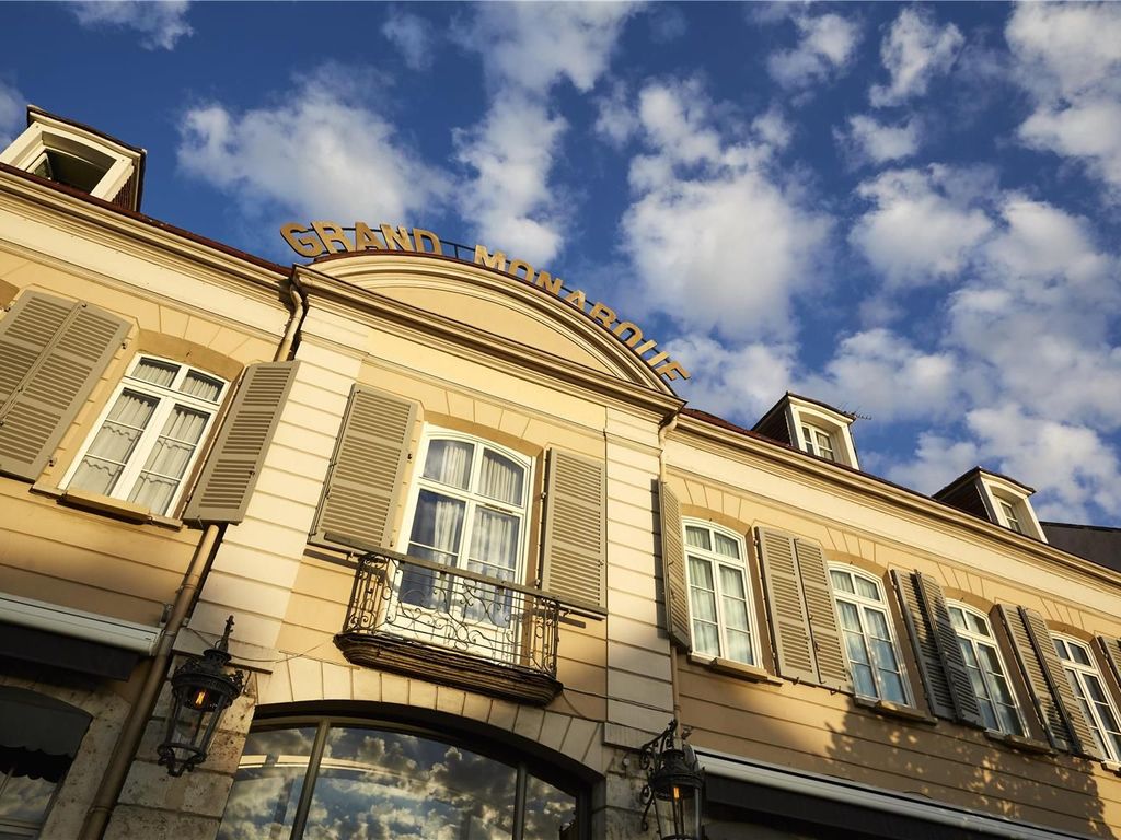 Hotel & Spa Le Grand Monarque BW Premier Collection