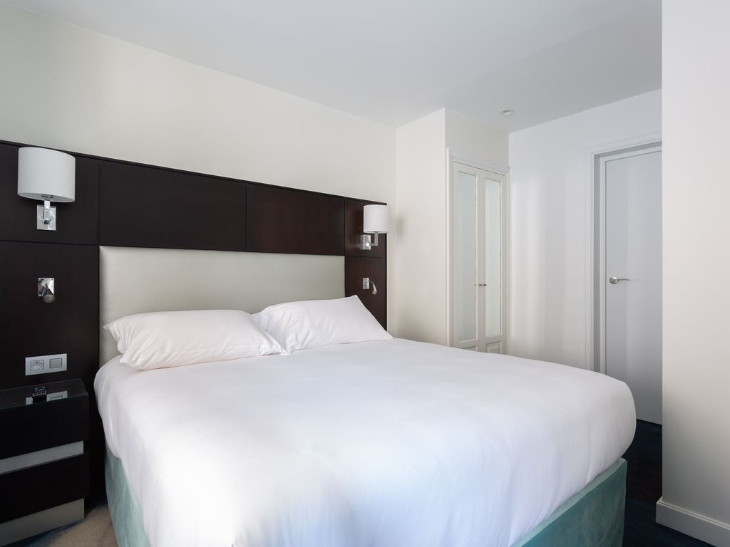 15 Montparnasse