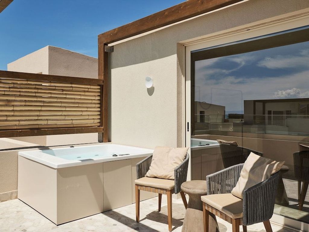Uzenie All Suites Boutique Resort - Adults Only