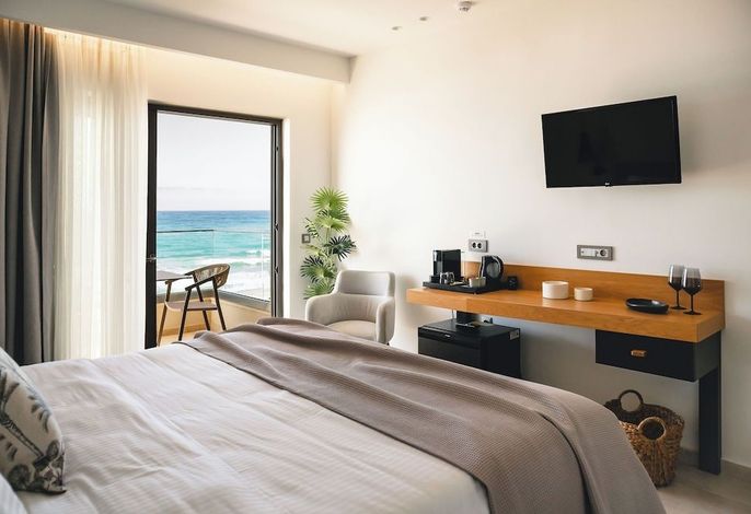 Batis Aero Beachfront Wellbeing Hotel