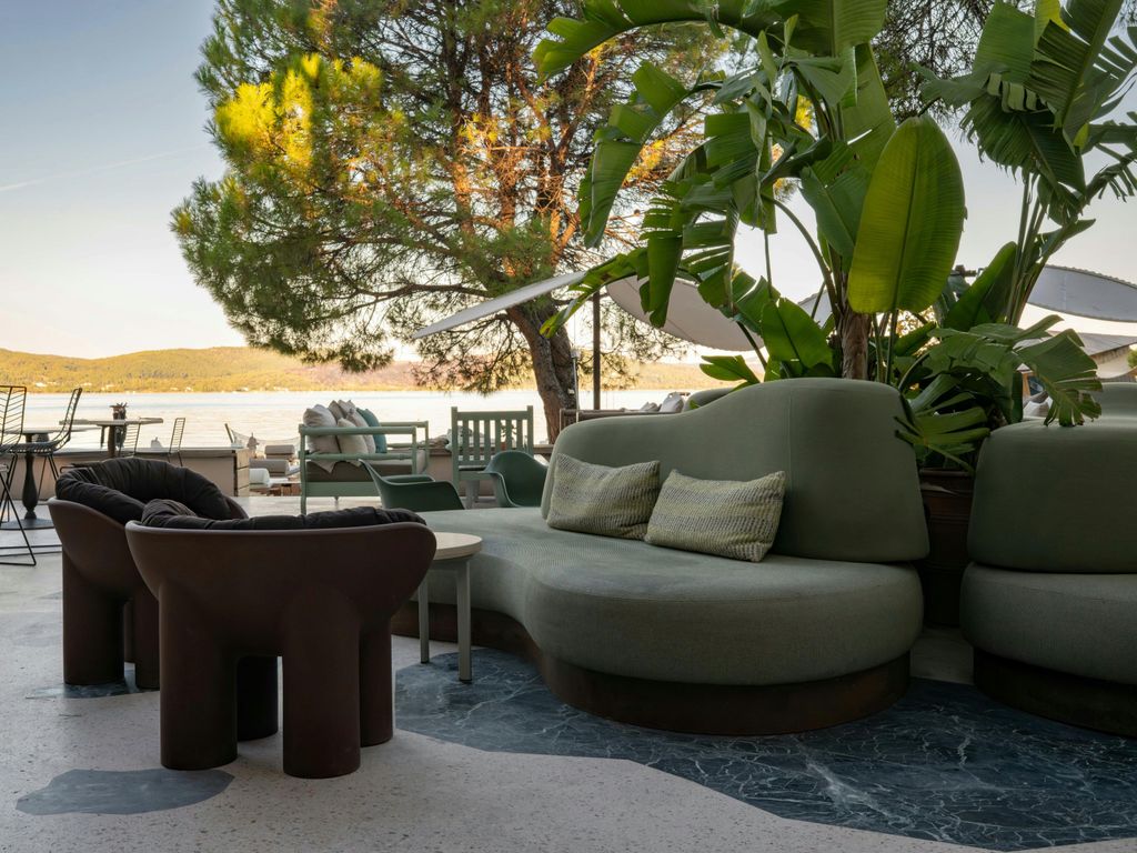 Ekies all senses resort