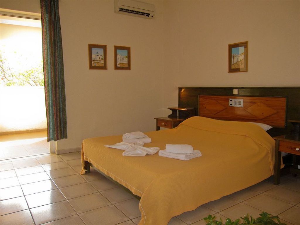 Hotel Mikro Village