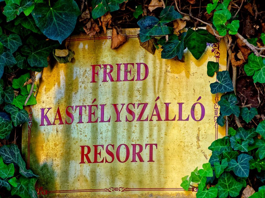 Fried Castle Hotel Resort