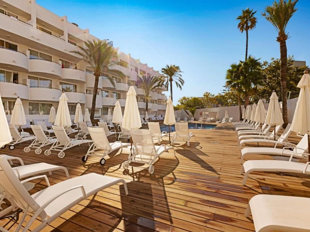 PALMANOVA BEACH APARTMENTS BY TRH