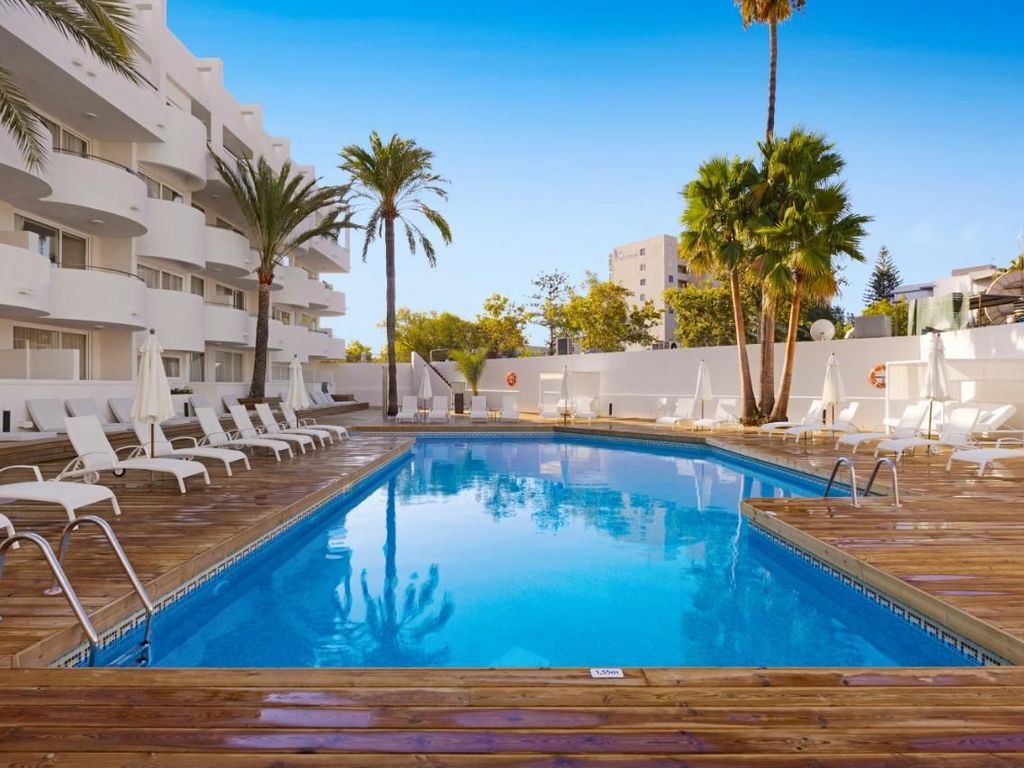 PALMANOVA BEACH APARTMENTS BY TRH