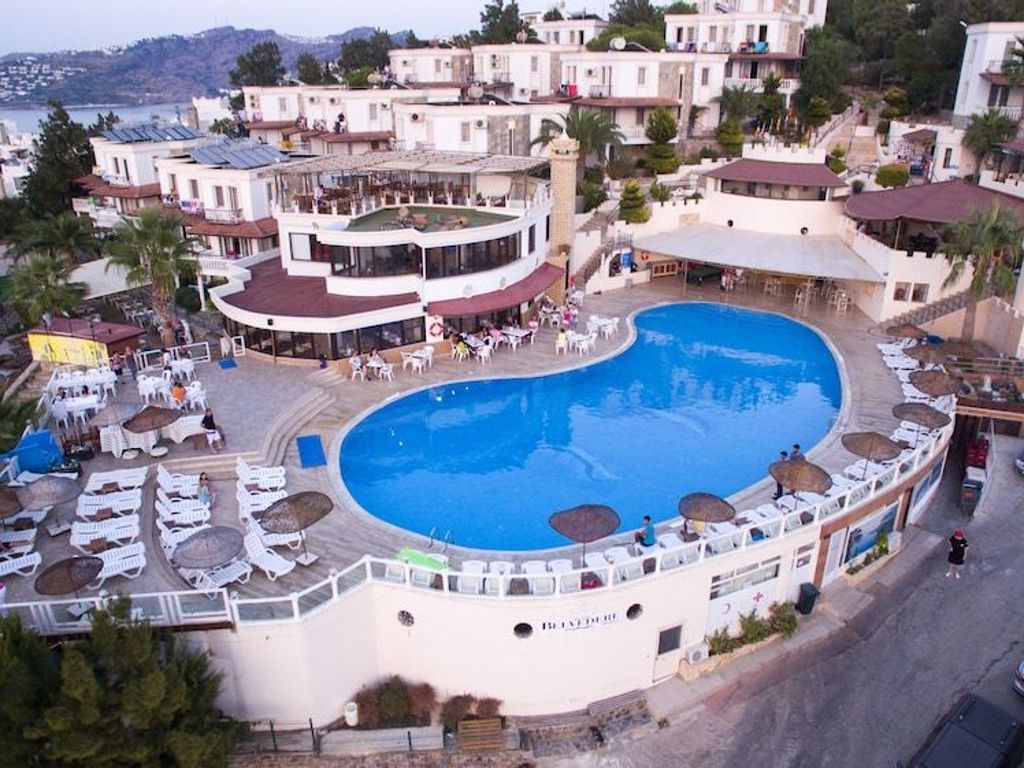 Family Belvedere Hotel