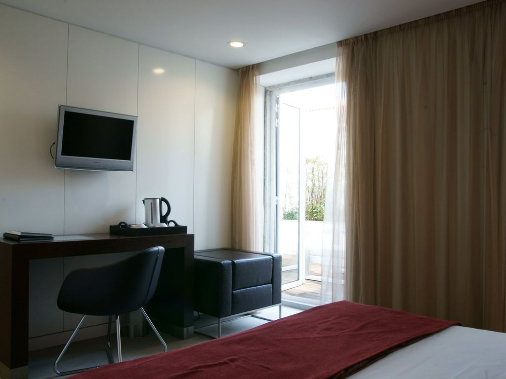 Jerónimos 8 Design Hotel