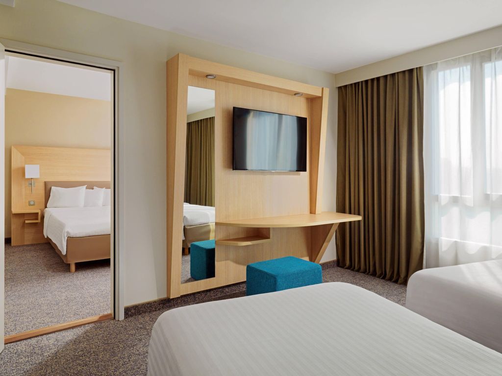 Courtyard by Marriott Paris La Defense West-Colombes