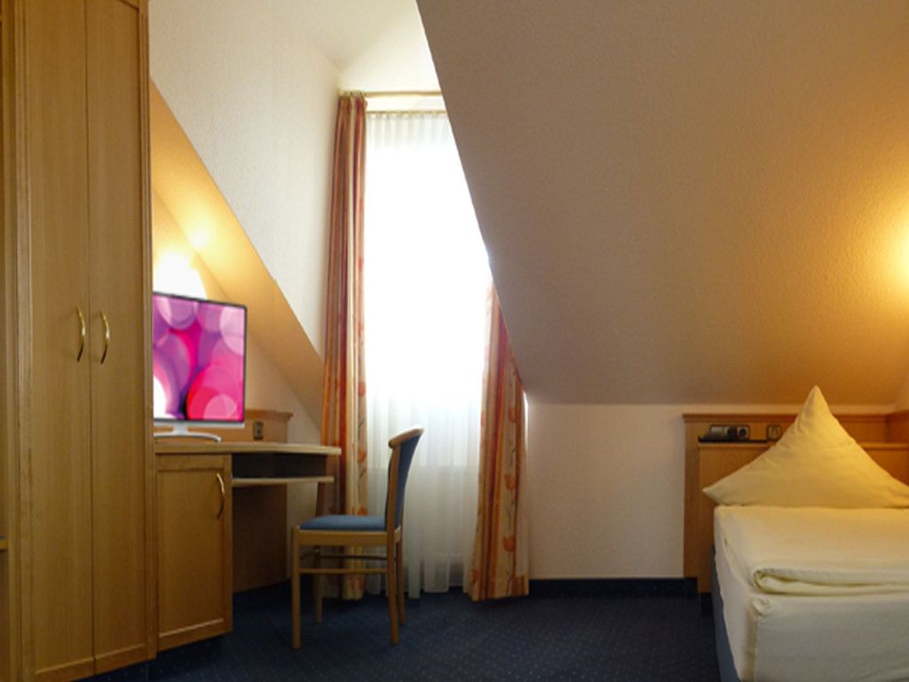 Zur Krone Hotel