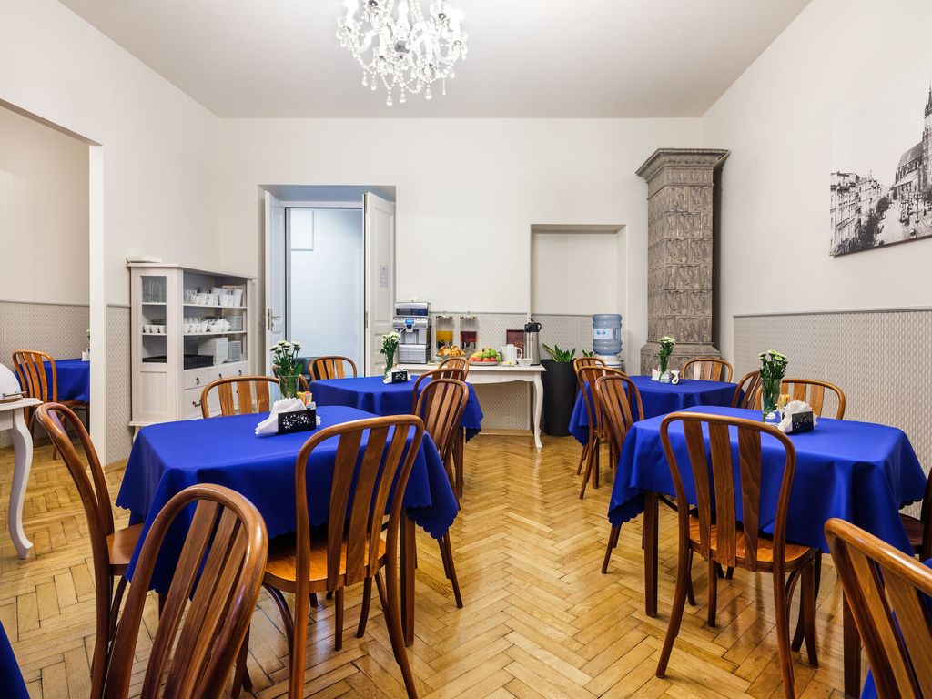 KOSMOPOLITA Rooms & Apartments