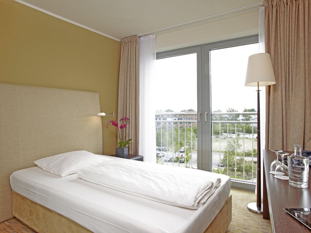 elaya hotel hamburg finkenwerder