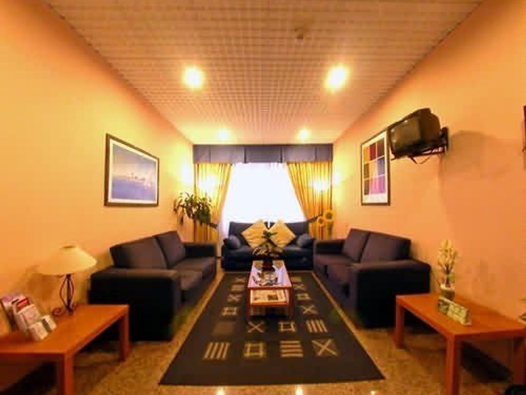 AAS International Suites