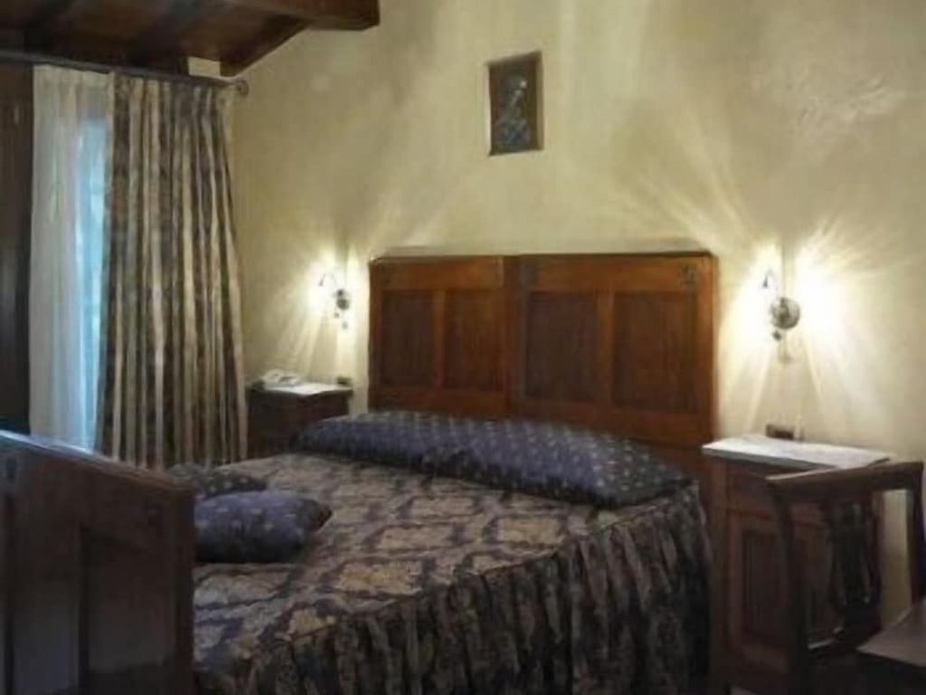 Monte Tondo Bed & Breakfast