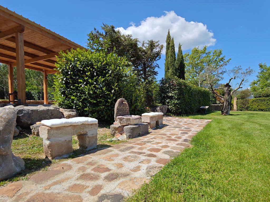 BORGO PATIERNO AGRISTOR COUNTRY HOUSE