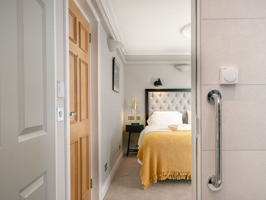 Roxford Lodge Hotel