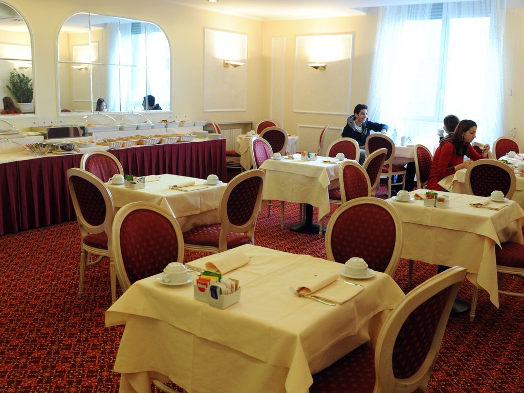 IH Hotels Milano Ambasciatori