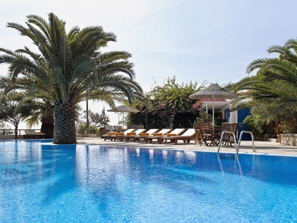 Paradise Hotel