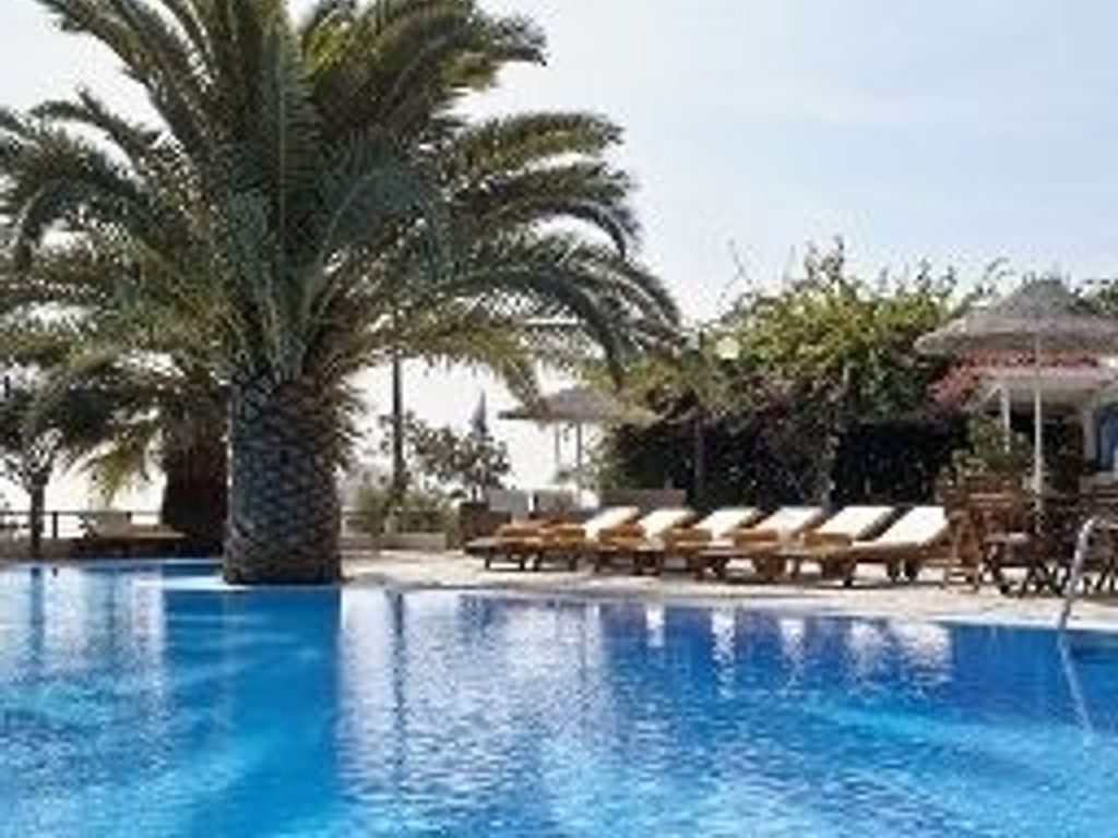 Paradise Hotel
