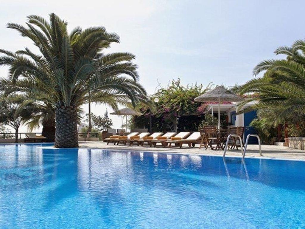 Paradise Hotel