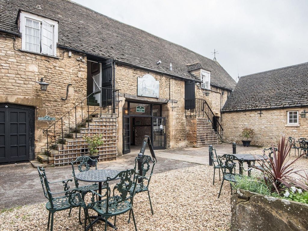 Haycock Manor Hotel