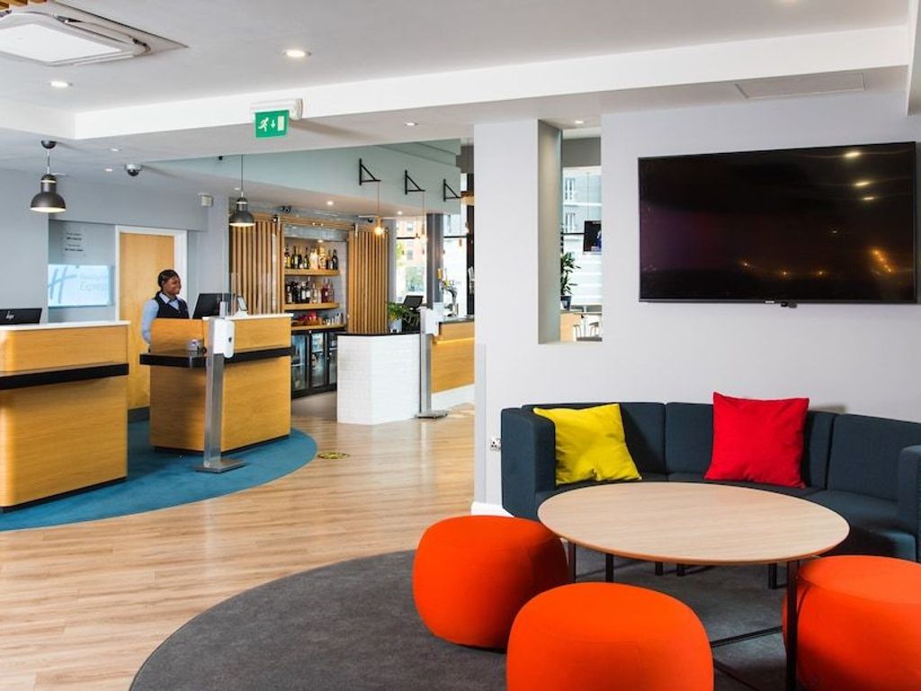 Holiday Inn Express LEEDS CITY CENTRE - ARMOURIES by IHG