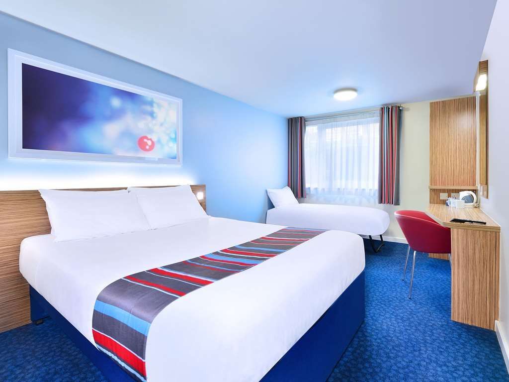 TRAVELODGE LIVERPOOL JOHN LENNON AIRPORT