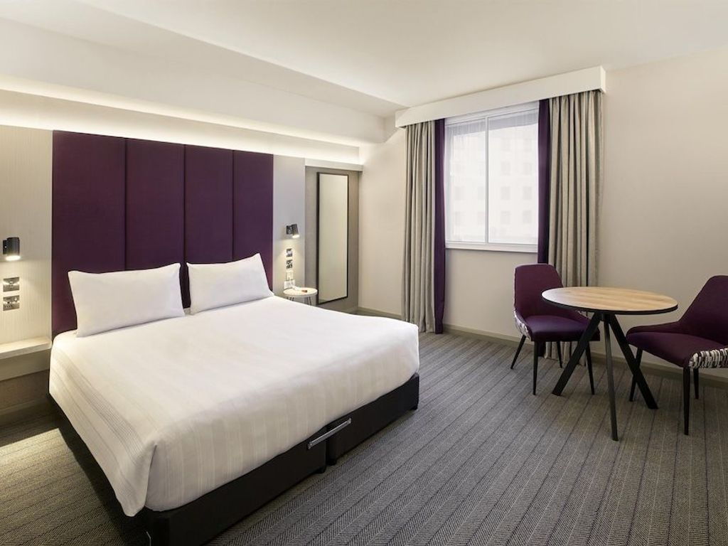 Premier Inn Warrington Central North