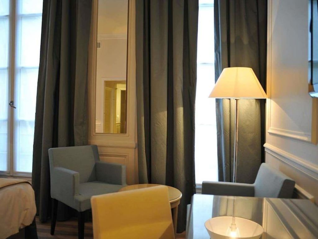 Hotel De L'Universite