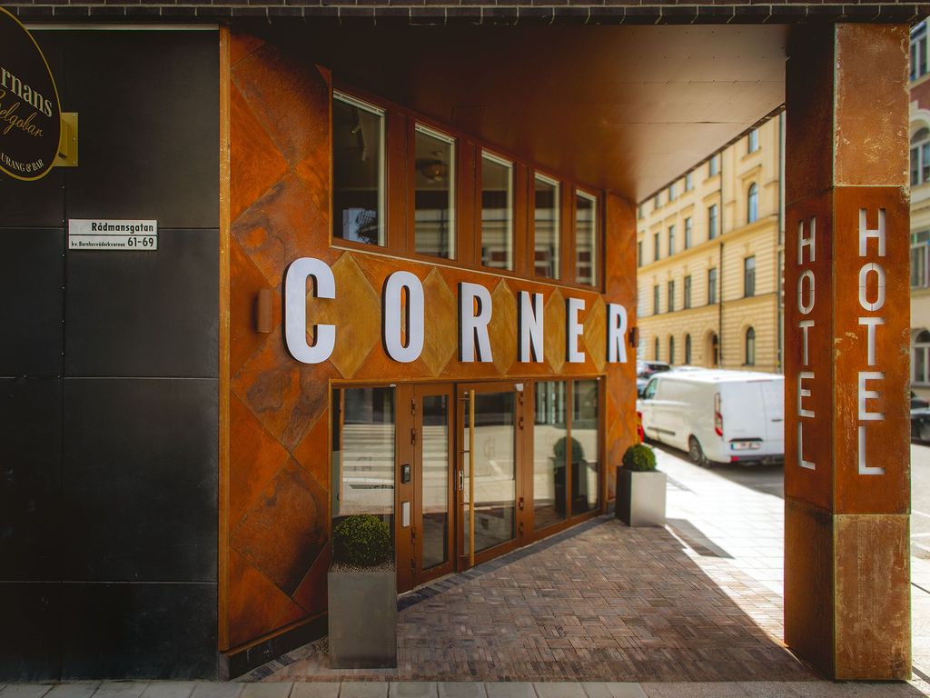 Corner Hotel