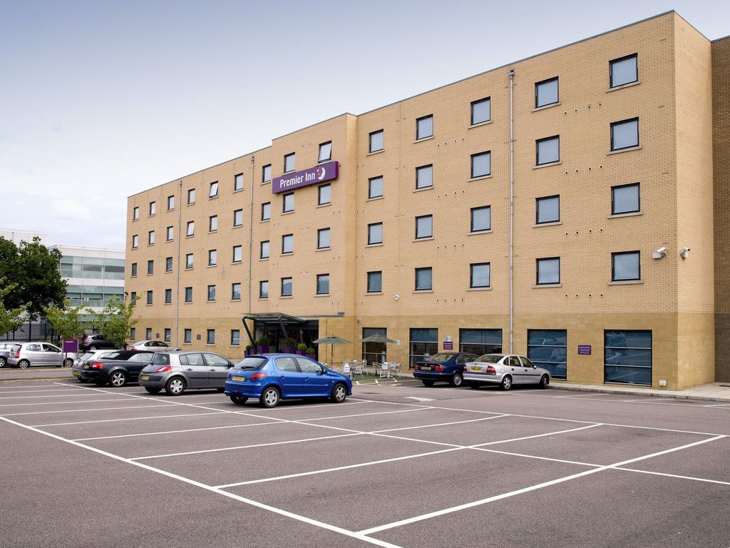 Premier Inn Stevenage Central