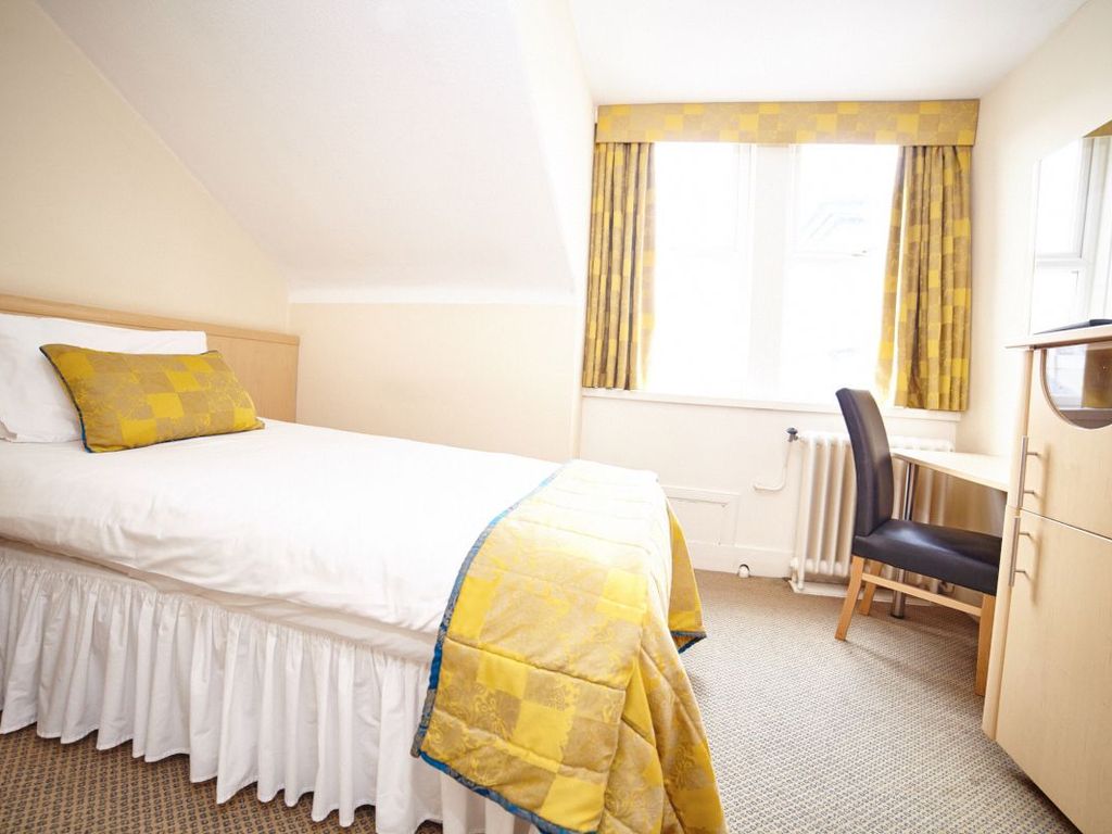 Aberdeen Station Hotel