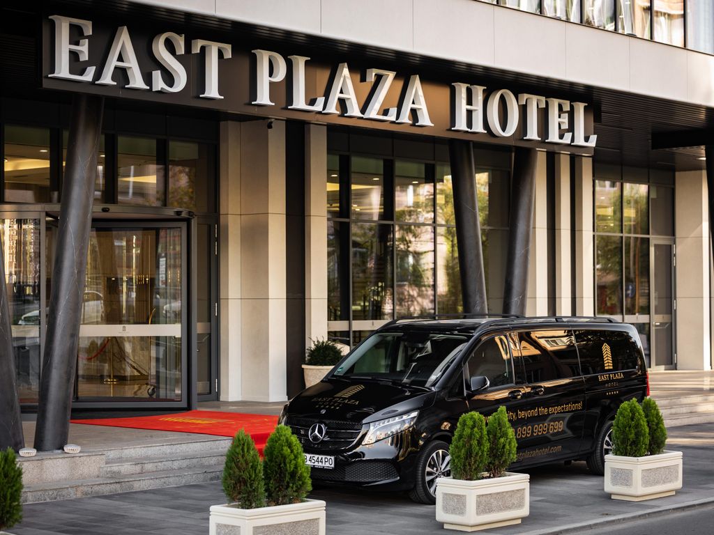 East Plaza Hotel