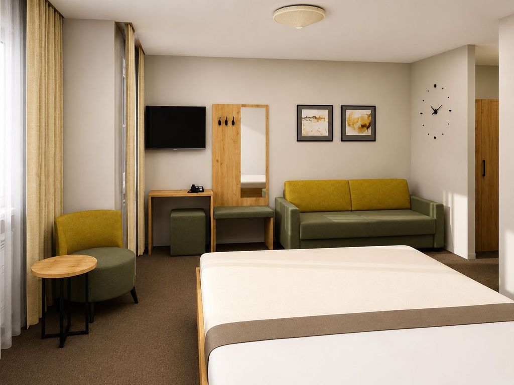 Green Trail Hotel