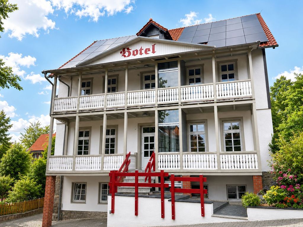 Haus Liva – by Le petit Palais