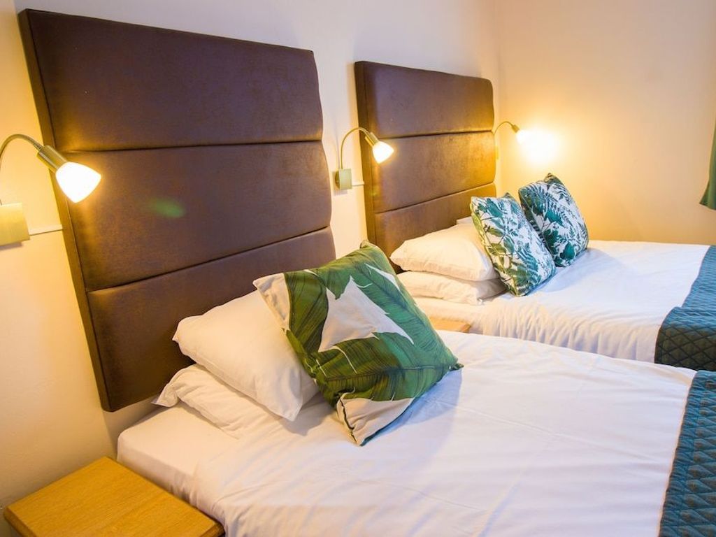 London Town Hotel