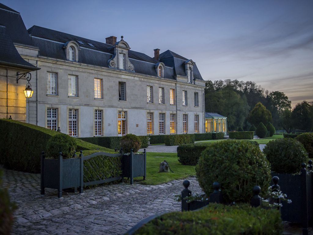 CHATEAU DE COURCELLES