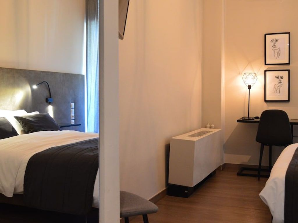 Alexakis Hotel & Spa