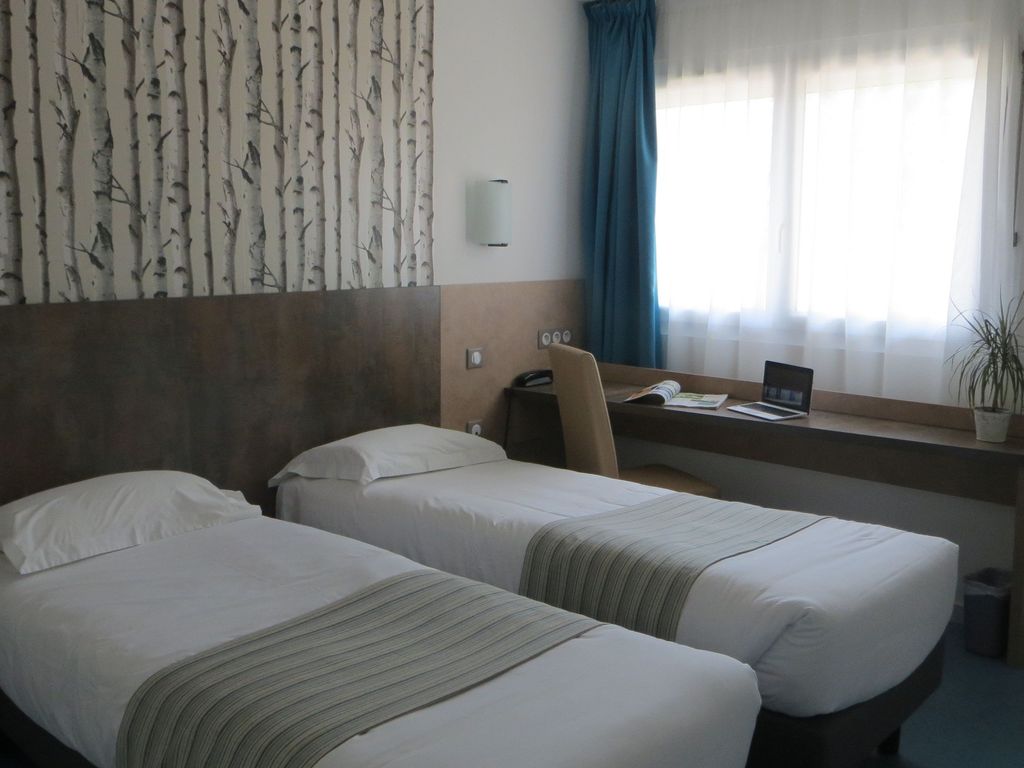 Brit Hotel Confort Dijon Sud