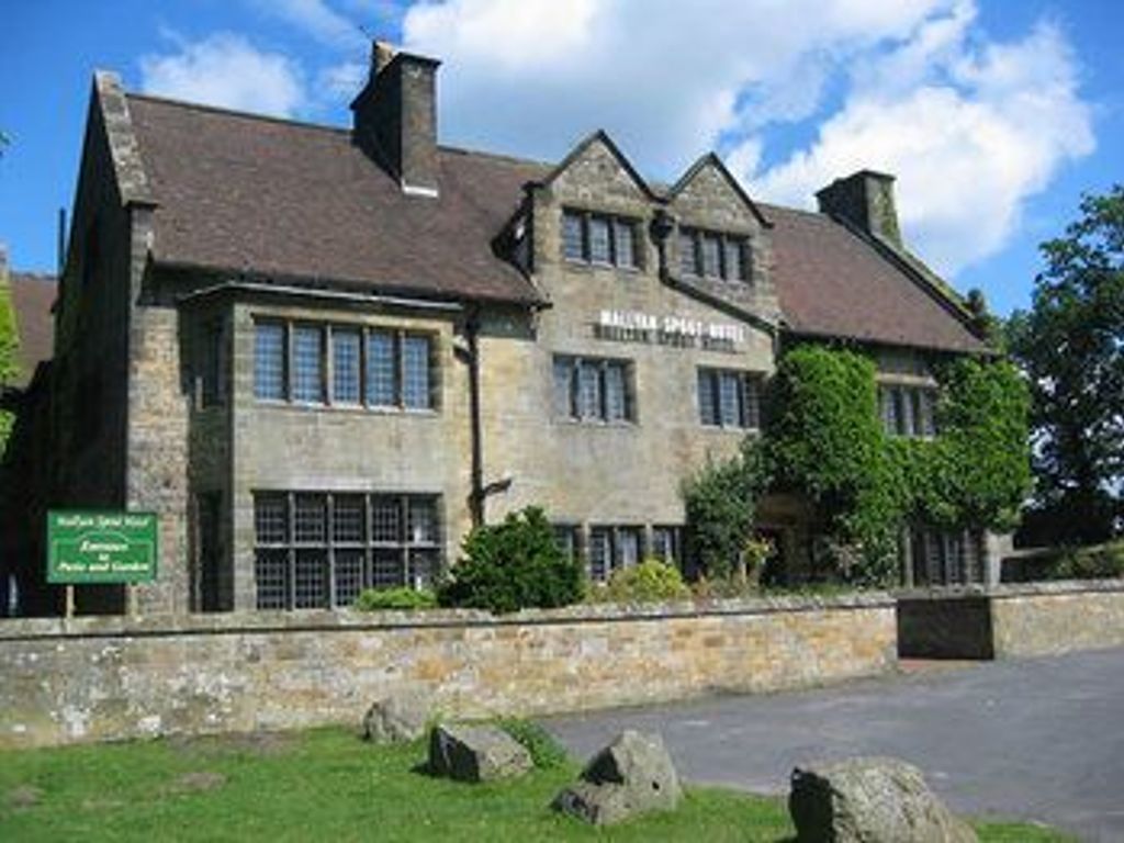 The Mallyan Spout Hotel