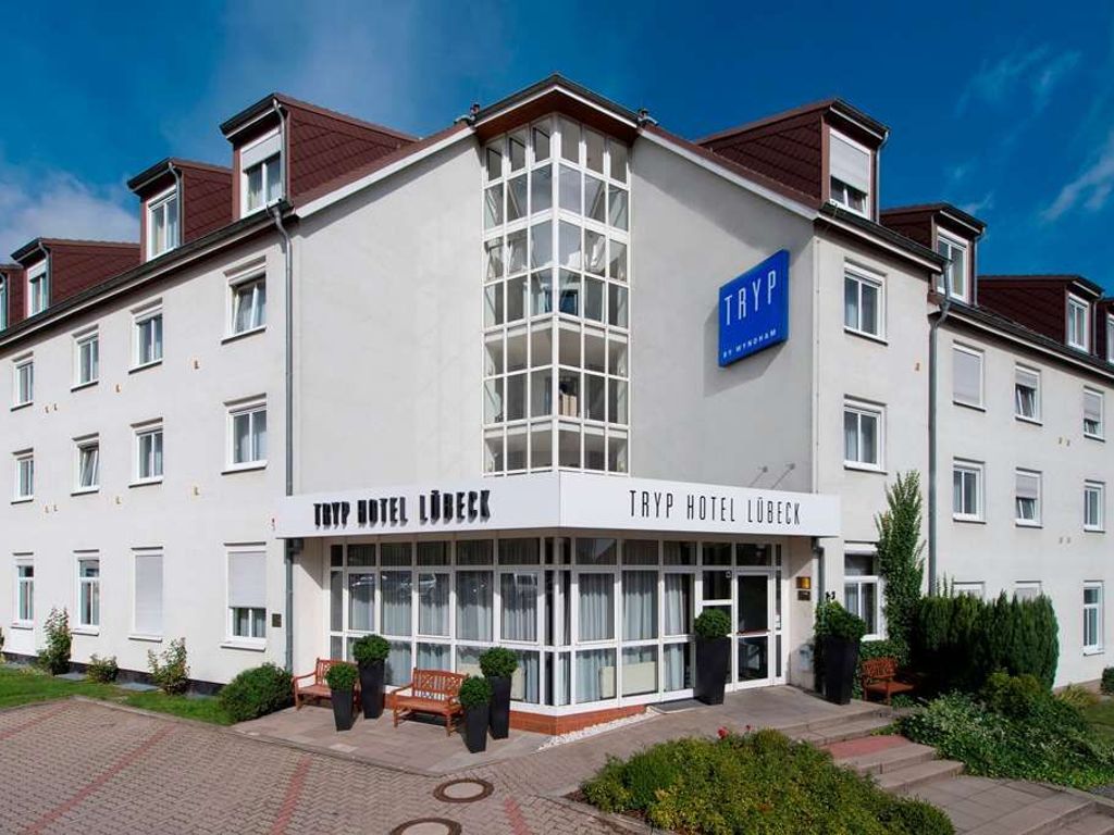 TRYP By Wyndham Luebeck Aquamarin