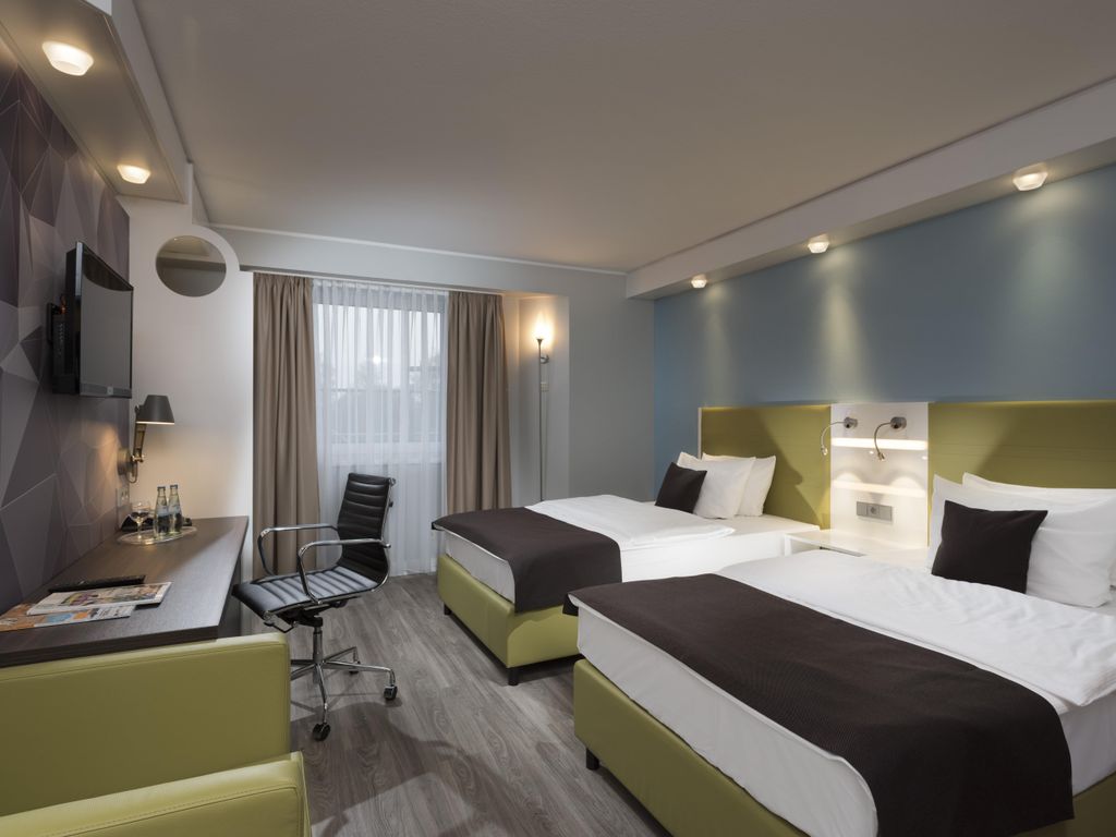 Peine Salzgitter Hotel by Belvilla
