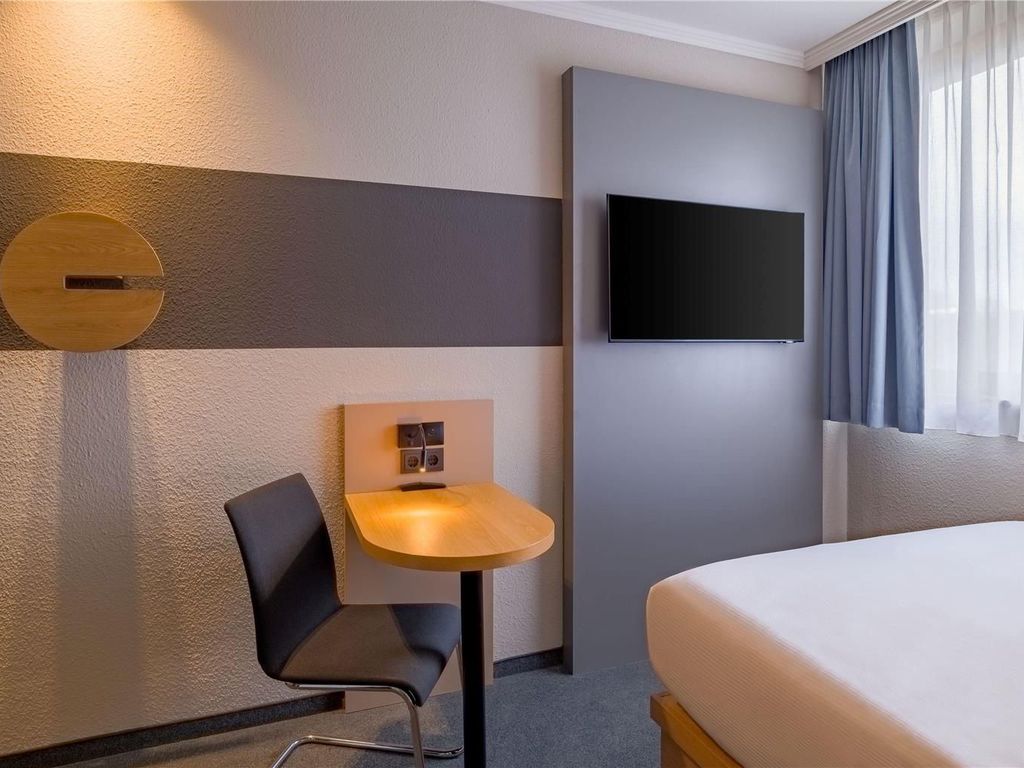 Spark by Hilton Wuppertal City Centre