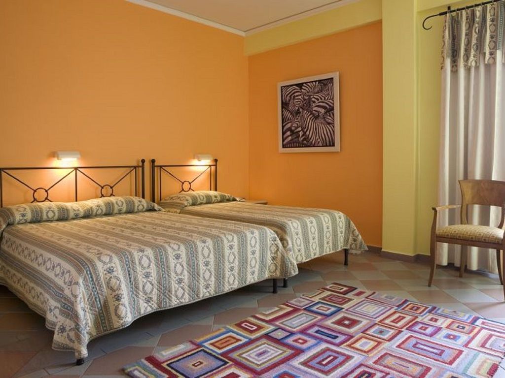Akti Hotel